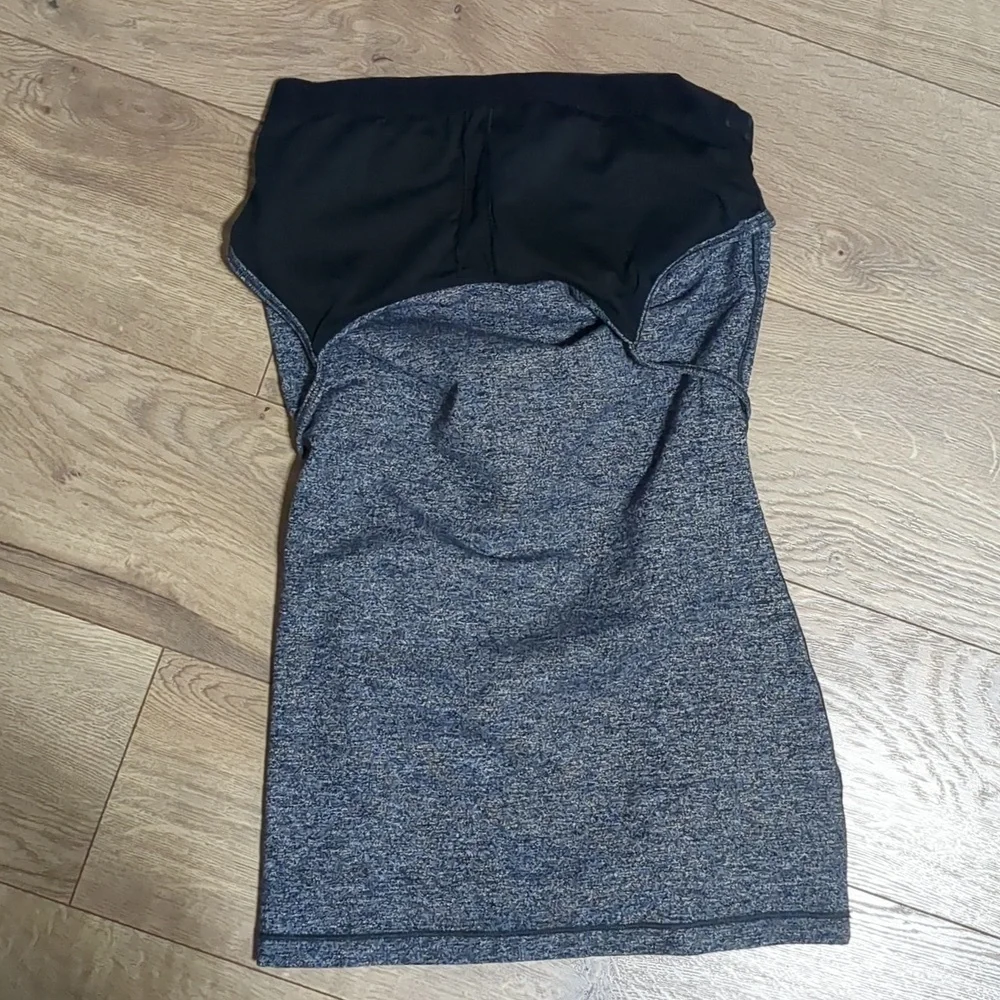 Lululemon athletic grey tank top in size 4 - Picture 6 of 9